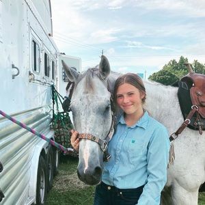 Meet your Posher, Lexi